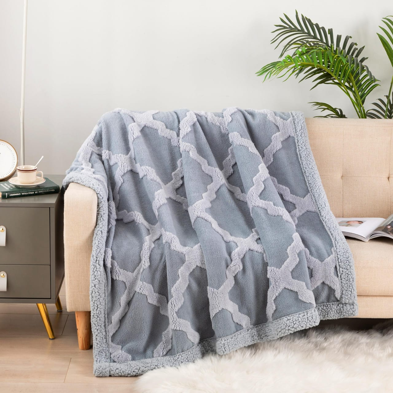 ❄️🛋️ ¡Acurrúcate con estilo este invierno! Manta Sherpa con Ovejero – Súper suave, abrigada y decorativa 🧣✨